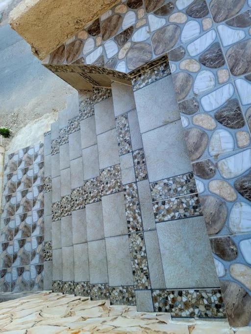 Atoom Lodge Jarash Extérieur photo